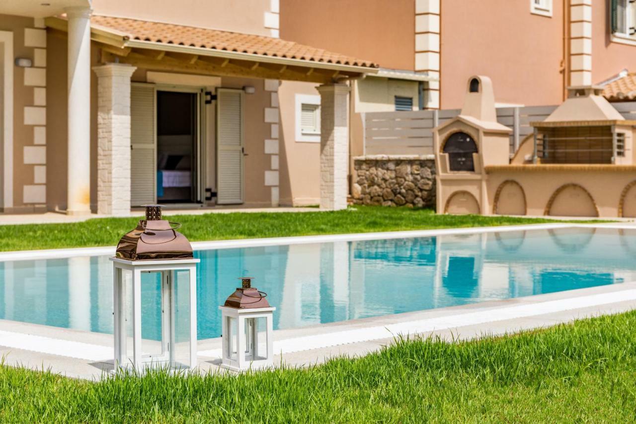 Villa Johnnie Pouládes Exteriér fotografie